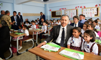 Gaziantep’te İlk Ders Zili Çaldı