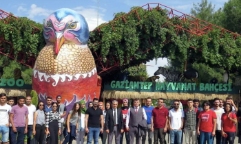 GAÜN'lü öğrenciler Gaziantep'i geziyor