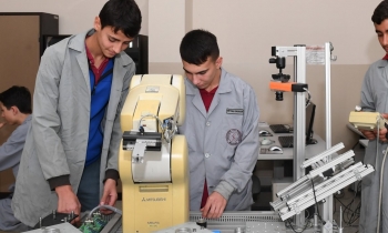 İstihdam garantili mikromekanik eğitimi