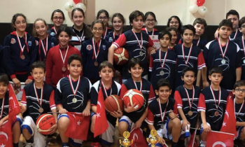 Kurtuluş Kupasında SANKO Okulları iki kupa aldı