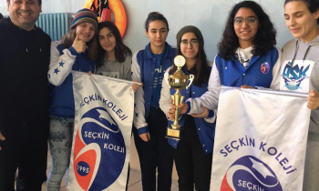 Seçkin Koleji'nden çifte şampiyonluk