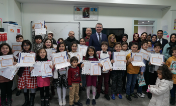 Erdem Koleji'nde karne heyecanı yaşandı