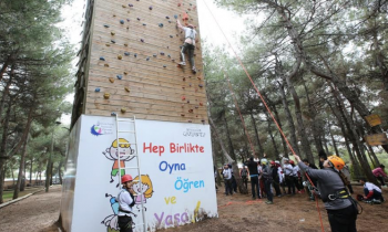 Öğrencilere özgüven eğitimi veriliyor