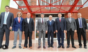 Gaziantep İl Milli Eğitim Müdürü Seçkin Koleji'ni ziyaret etti