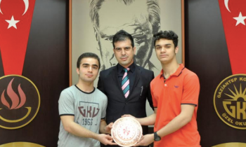 GKV Münazara Takımı Finalde