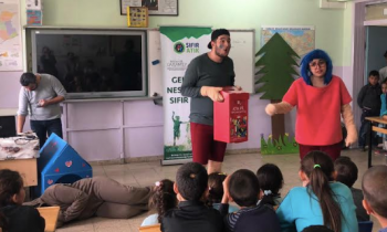 Büyükşehir Belediyesi, öğrencilere sıfır atık projesini anlatıyor