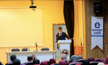 Başkan Fadıloğlu öğrencilerin sorularını yanıtladı