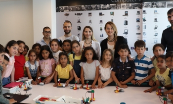 Gaziantep Bahçeşehir Koleji'nden ‘’Kodlamayan Kalmasın" etkinliği