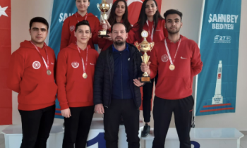 Akşemseddin Anadolu Lisesi'nden çifte birincilik