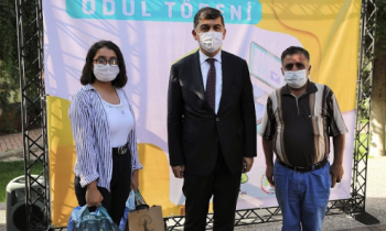 Şehitkamil’den öğrencilere YKS kitap seti desteği