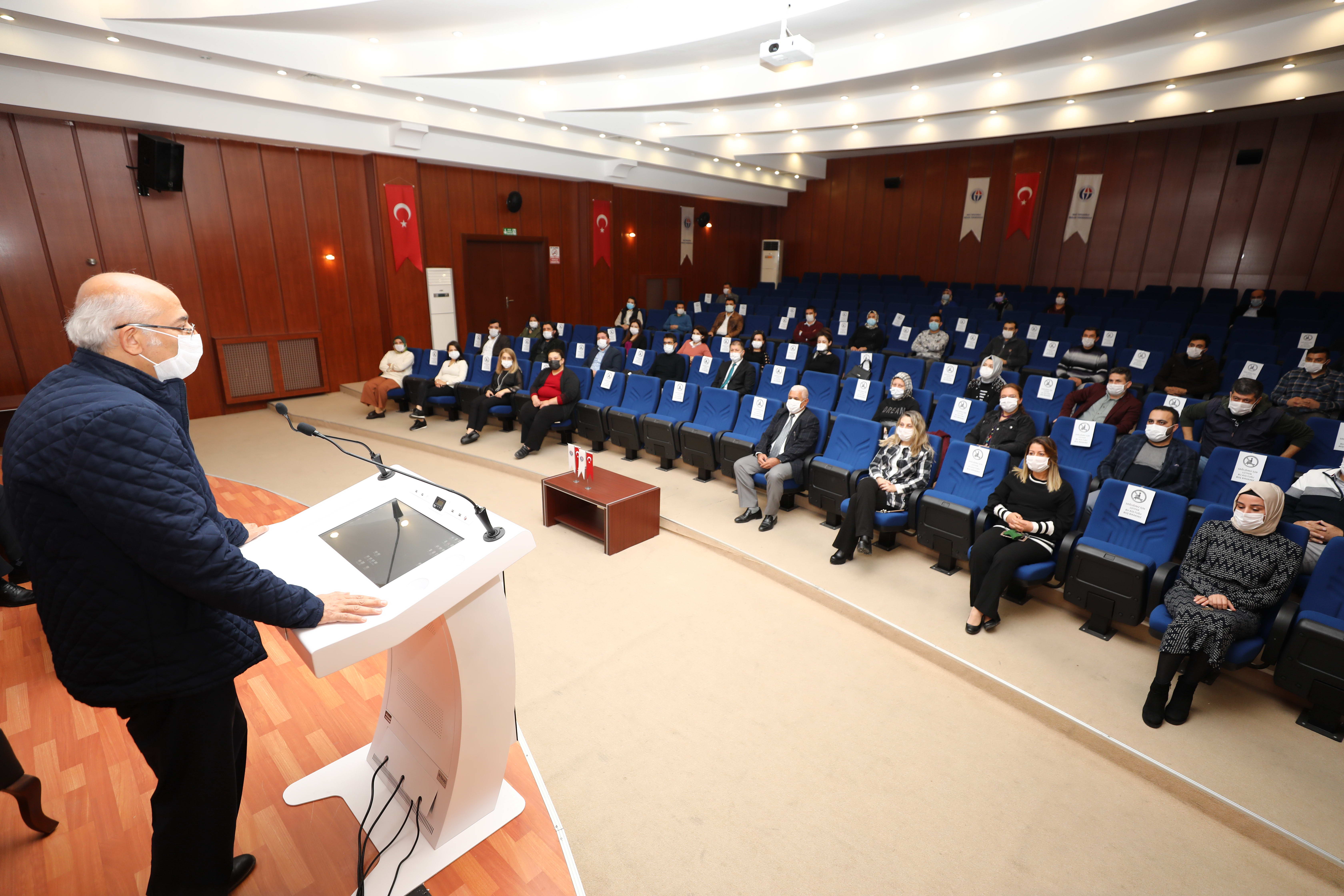 Akademi sanayinin yanında