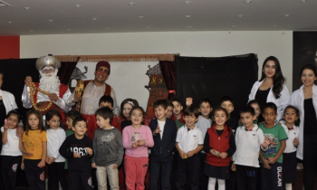 Kolejliler Hacıvat- Karagöz'le buluştu