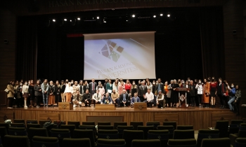 Bir başkadır benim öğretmenim