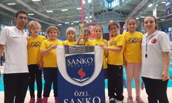 ÖZEL SANKO SPORCULARI KULAÇLARINI “CUMHURİYET KUPASI” İÇİN ATTI
