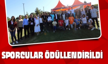 SPORCULAR ÖDÜLLENDİRİLDİ