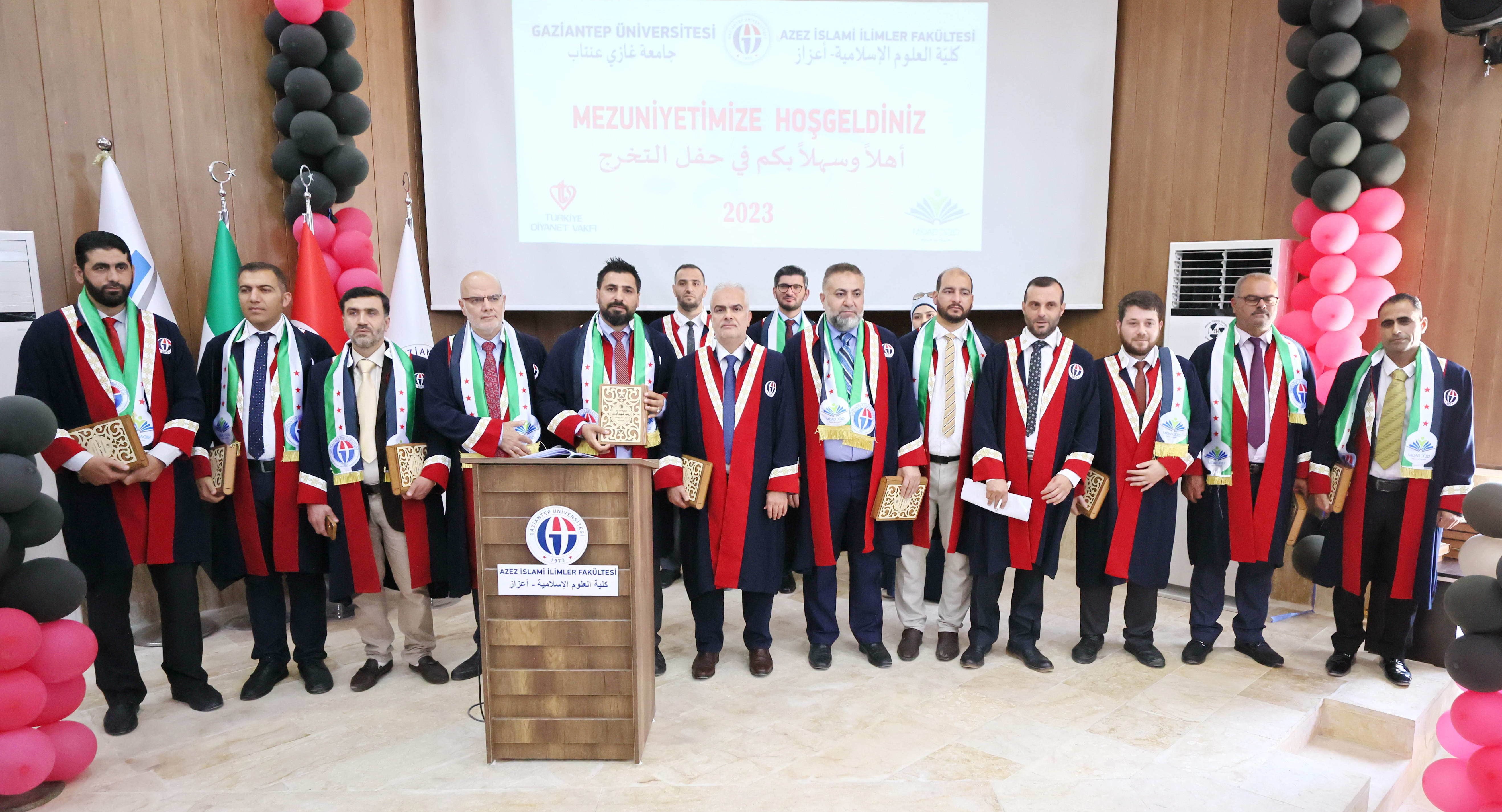  Azez İslami İlimler Fakültesi ilk mezunlarını verdi