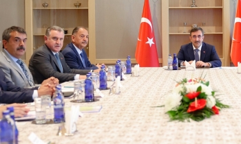 Bakan Tekin, deprem koordinasyon toplantısına katıldı