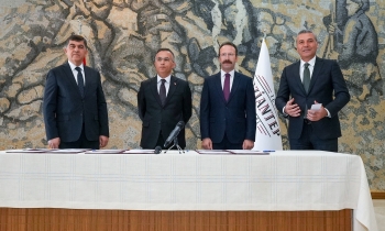 İmzalar öğrenciler için yapıldı!