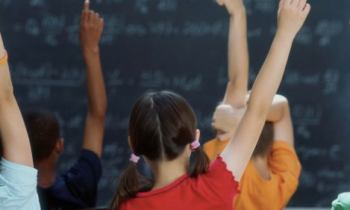 Tam gün eğitim bazı illerde başladı